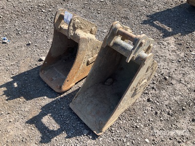 Quantity of (2) Digging 300mm Bucket