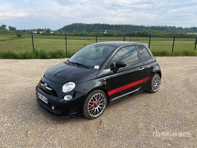 2010 Fiat 500 Abarth Automobile