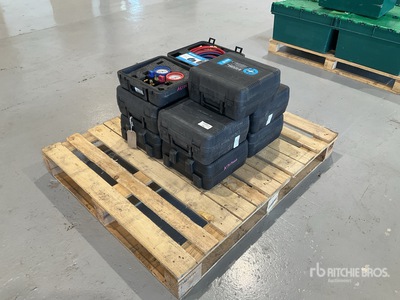 Quantity of (10) Javac EL84372 2 Valve multi gas manifold