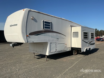 Yellowstone 31 ft 6 in T/A عربة سفر