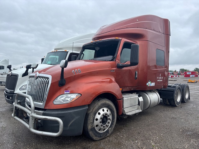 2018 International LT625 6x4 T/A Sleeper Truck Tractor (Inoperable)
