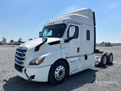 2019 Freightliner Cascadia 116 6x4 T/A Sleeper Truck Tractor