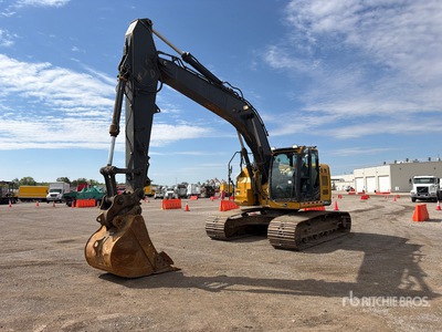 2018 John Deere 245G LC Tracked Excavator