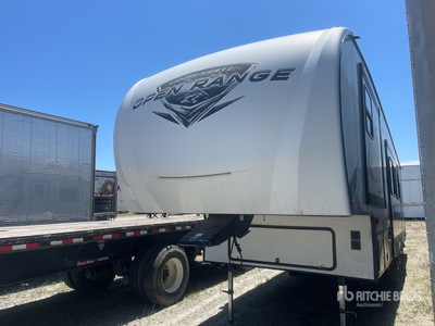 2018 Open Range 2950BH 32 ft T/A Travel Trailer