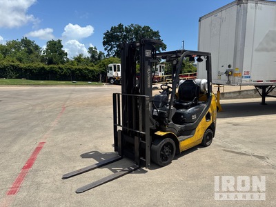 2015 (unverified) Komatsu FG25ST-25 8800 lb Cushion Tire Forklift