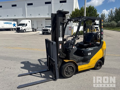 2018 (unverified) Komatsu FG25ST-17 8800 lb Cushion Tire Montacargas