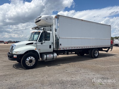2019 International 4300 4x2 Refrigerated Truck