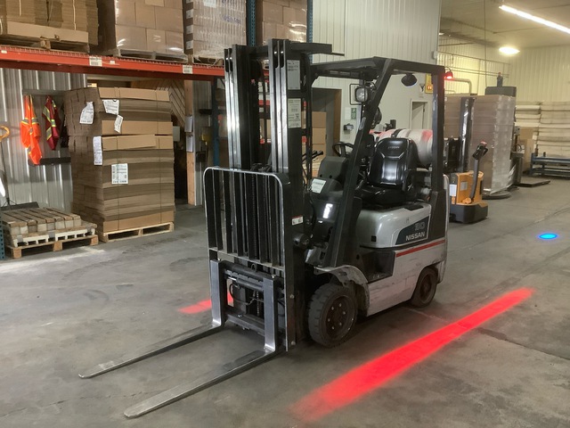 2007 (unverified) Nissan MCP1F1A15LV 2550 lb Cushion Tire Forklift