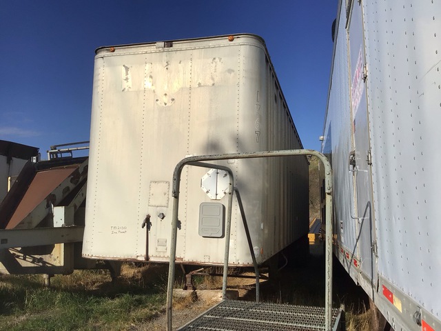 1979 Trailmobile 40 ft x 96 in T/A Van Trailer