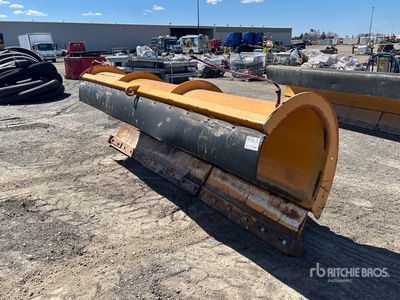 EDF 11 ft Hydraulic Reversing トラック プラウ - Fits Truck