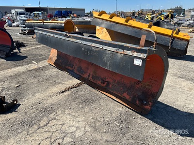 12 ft Hydraulic Reversing トラック プラウ - Fits Truck