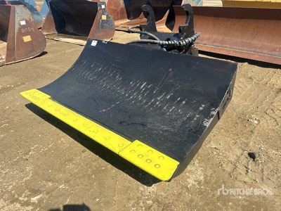 Brandt 84 in Q/C Excavator Chuck Blade - Fits 300 Series