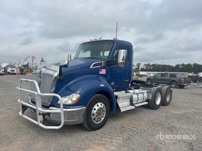 2019 Kenworth T-680 6x4 T/A Day Cab Truck Tractor