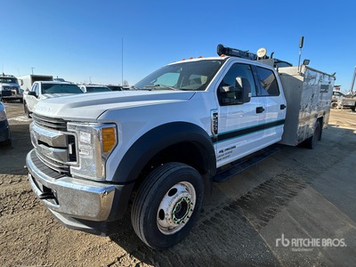 2017 Ford F-550 XLT 4x4 Crew Cab Autocarro officina (Inoperable)