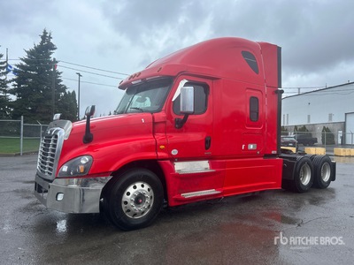2017 Freightliner Cascadia 125 6x4 T/A Sleeper Truck Tractor