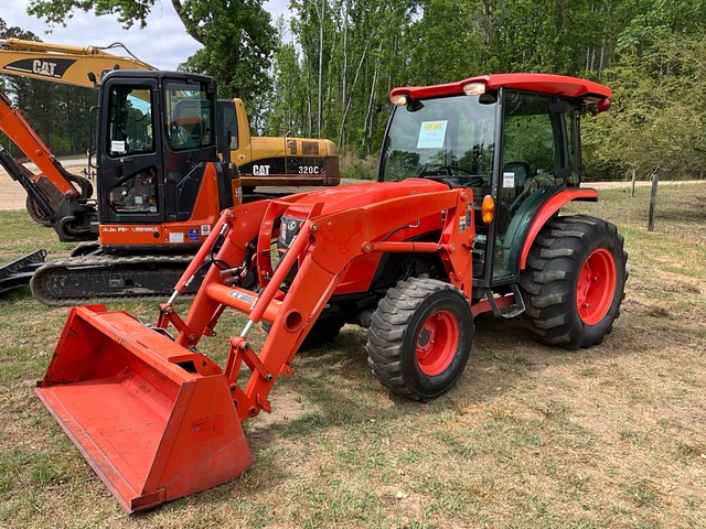 2022 Kubota MX6000HSTC 4WD Tractor