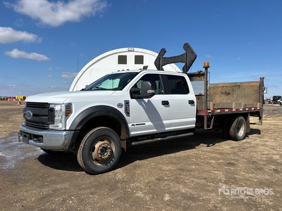 2015 Ford F-550 XL 4x4 Crew Cab Flatbed Truck