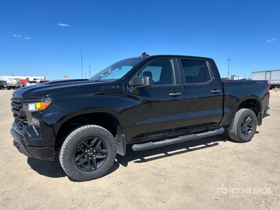 2022 Chevrolet Silverado 1500 Custom Trail Boss 4x4 Crew Cab Pickup