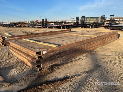 Quantity of (5) 8 Ft x 20 Ft Interlocking Rig Matten