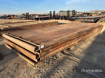 Quantity of (5) 8 Ft x 20 Ft Interlocking Rig Matten