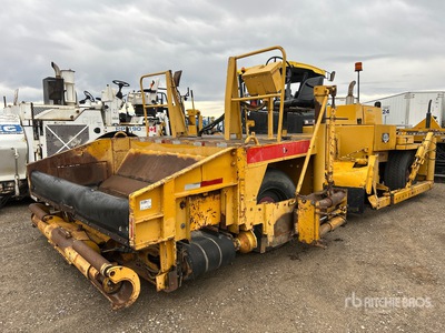 Blaw-Knox RW-100A موسع طرق