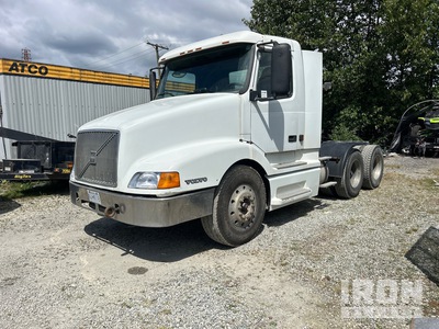 2001 Volvo 6x4 T/A Day Cab Truck Tractor