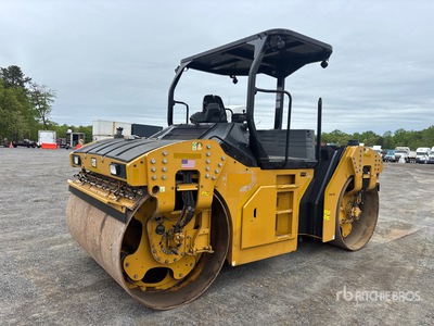 2020 Cat CB13 Walec dwubębnowy