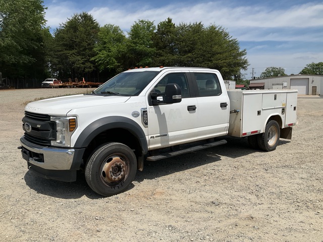 2018 Ford F-550 Super Duty XL 4x4 Crew Cab Utility Truck