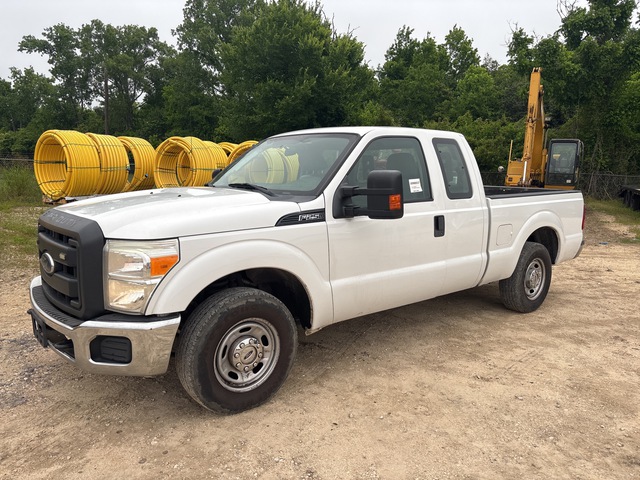 2016 Ford F-250 XL 4x2 Extended Cab Pickup