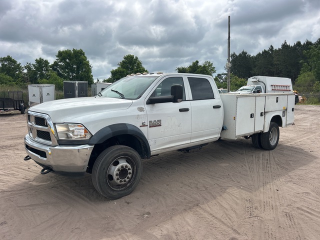 2016 Ram 5500 4x4 Crew Cab Utility Truck