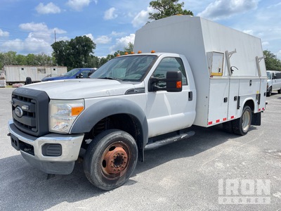2014 Ford F-550 Super Duty 4x2 Utility Truck