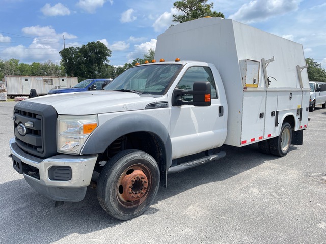 2014 Ford F-550 XL 4x2 Utility Truck