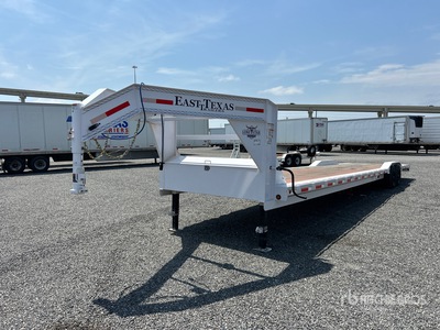 2026 East Texas 40 ft T/A Gooseneck Equipment Trailer
