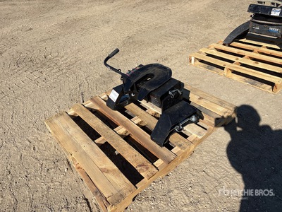 Fifth Wheel - Fits Ford Truck