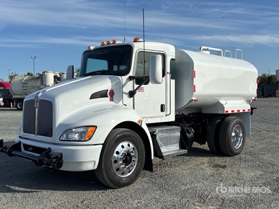 2016 Kenworth T370 2500 gal 4x2 散水車
