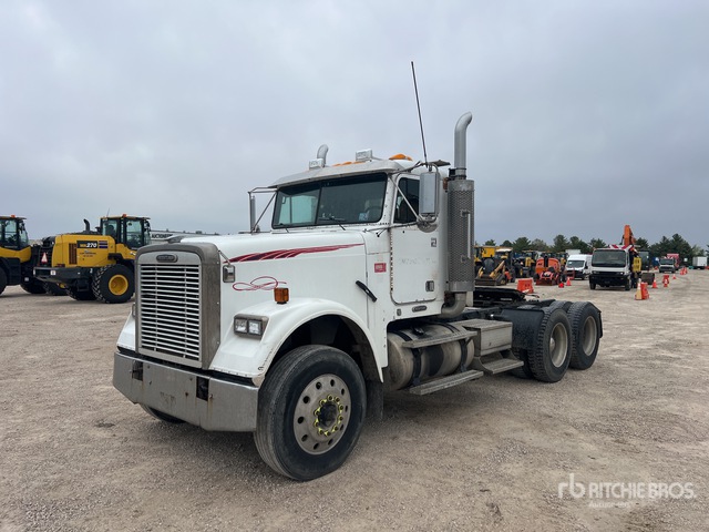 2004 Freightliner FLD 120 6x4 T/A Day Cab Truck Tractor