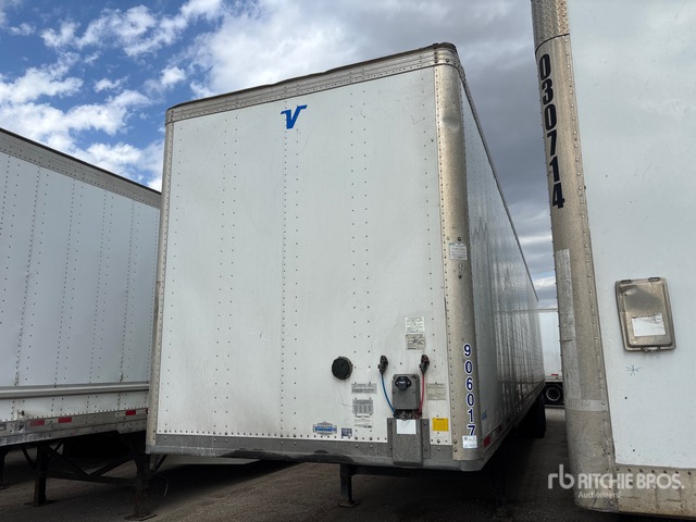 2019 Vanguard 53 ft x 102 in T/A Van Trailer