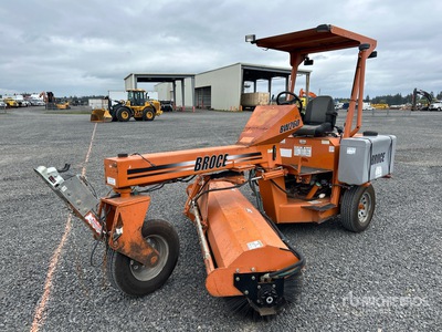 2019 Broce BW260 Self-Propelled Broom