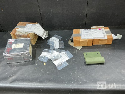(3,549) Flat Washers, (6) Mounting Brackets & Assorted Items
