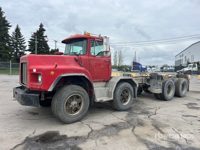 2001 Mack RB688S 8x4 Twin-Steer Cab and Chassis