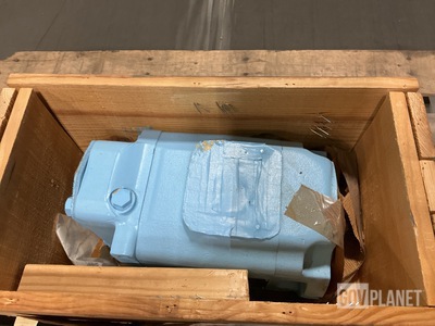 S13-43642-0 Hydraulic Motor-Pump