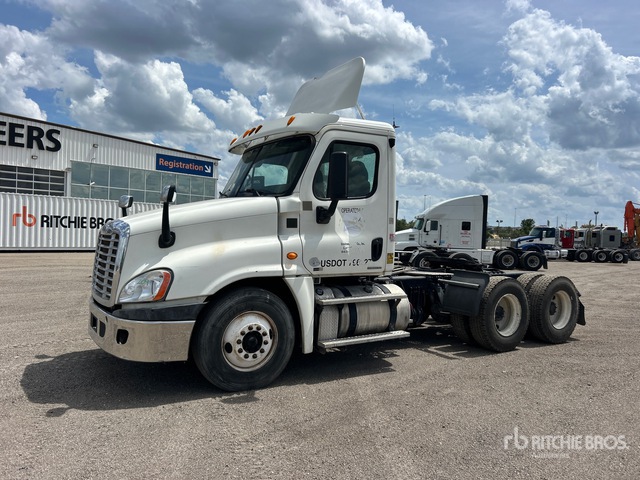 2012 FREIGHTLINER CASCADIA