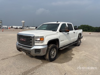 2016 GMC Sierra 2500HD 4x4 Crew Cab Pickup