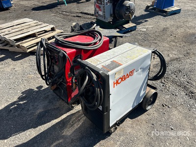 Quantity of (2) Mobile MIG を見 Welder - Electric