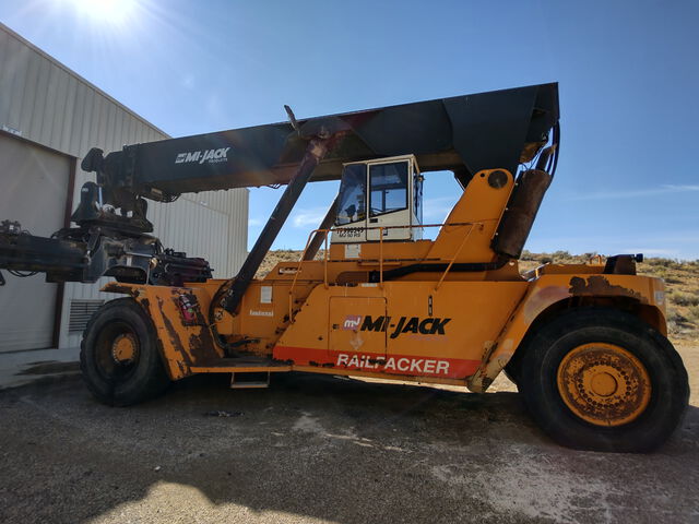 Fantuzzi RS50 Container Handler