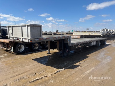 2008 Reitnouer 48 ft T/A Spread Axle Przyczepa z pokładem schodkowym