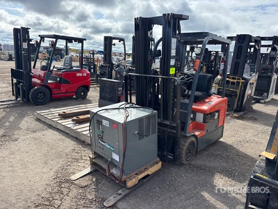 2014 Toyota 7FBEU15 2600 lb Electric Forklift