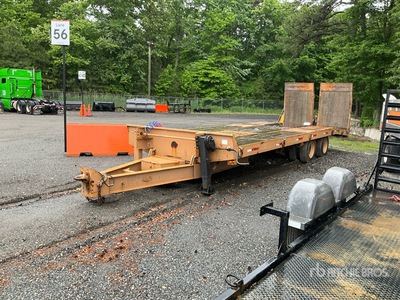 2005 BWS 27 ft T/A Tilt Deck Trailer
