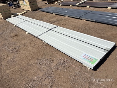 Quantity of (70) 20 Ft x 3 Ft White Metal Roof Panel その他 - 店舗 & 倉庫