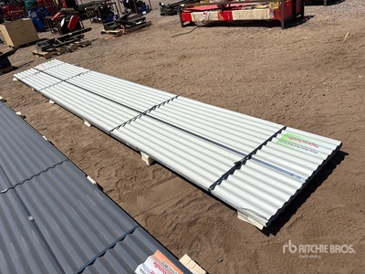 Quantity of (70) 20 Ft x 3 Ft White Metal Roof Panels その他 - 店舗 & 倉庫